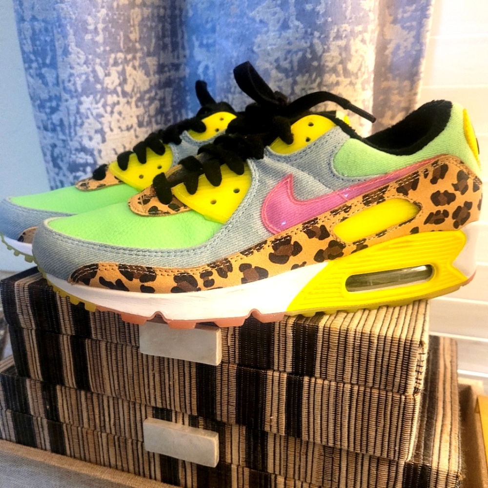 Nike Air Max 90 Women's Neon Animal Print